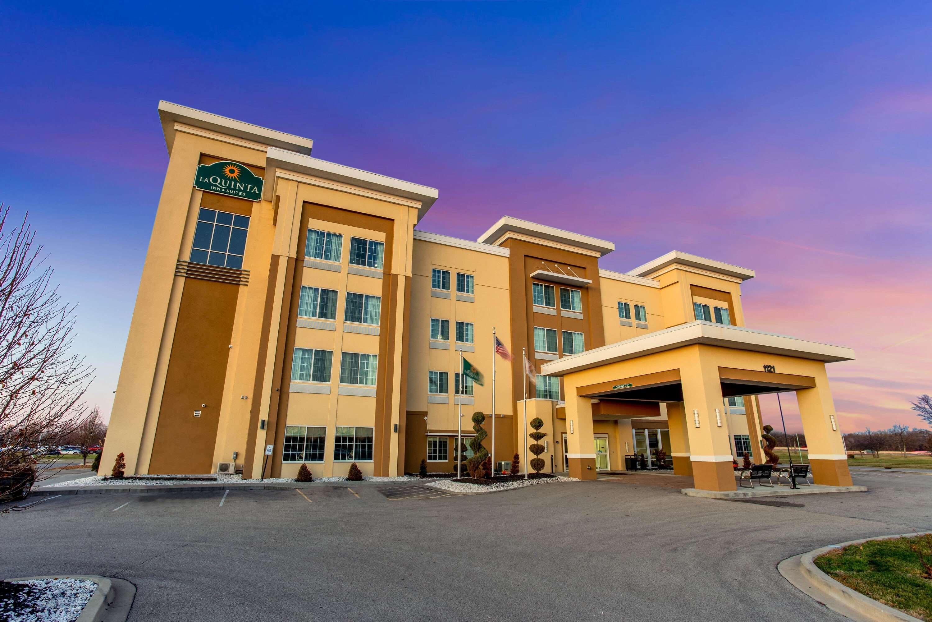 La Quinta By Wyndham Springfield Il Hotel Exterior foto